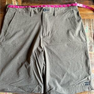 Billabong Submersibles Brown Hybrid Swim Shorts Size 34